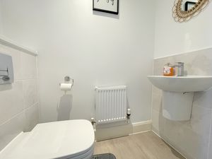 Mannings Road- click for photo gallery